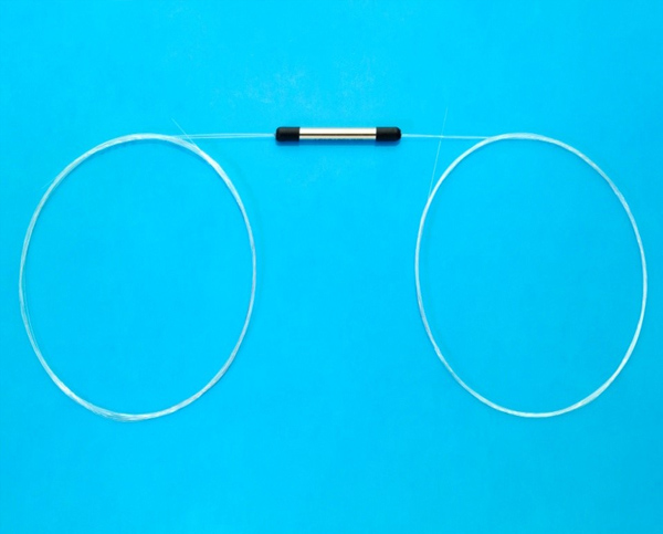 Polarization Maintaining Optical Isolator